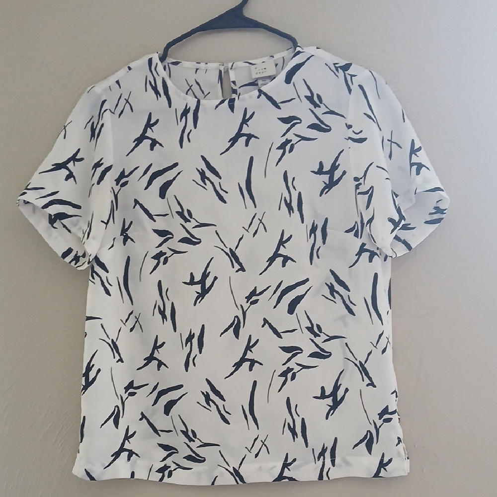 a‎ new day Black and White Patterned Blouse Sz XS